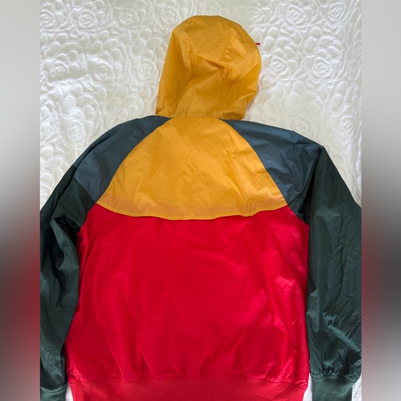 Men’s Nike Zip Up Windbreaker - Picture 7 of 8